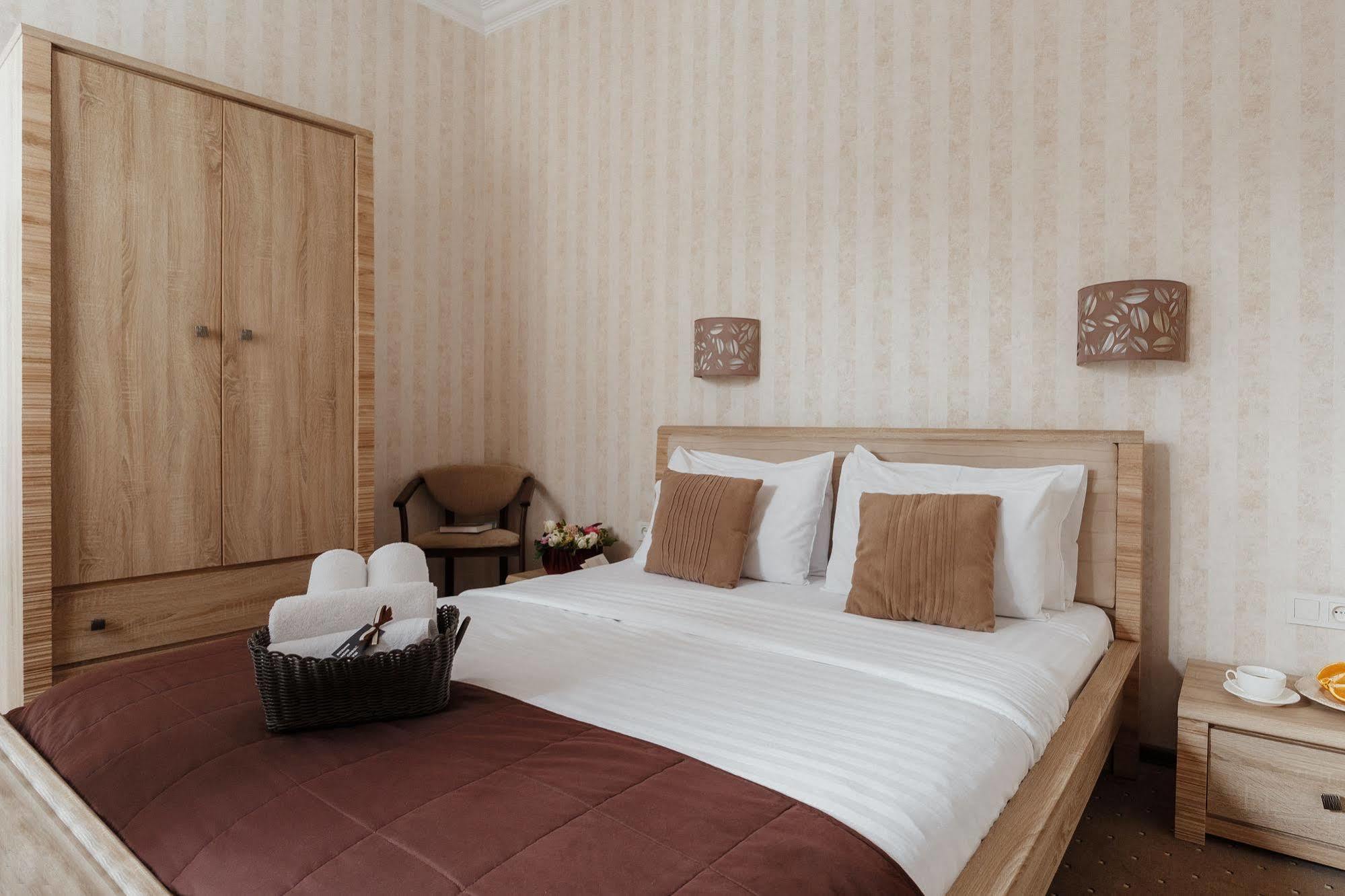 Noname Hotel Odessa Exterior photo