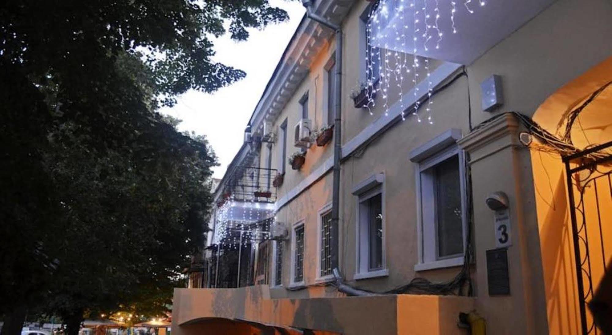 Noname Hotel Odessa Exterior photo