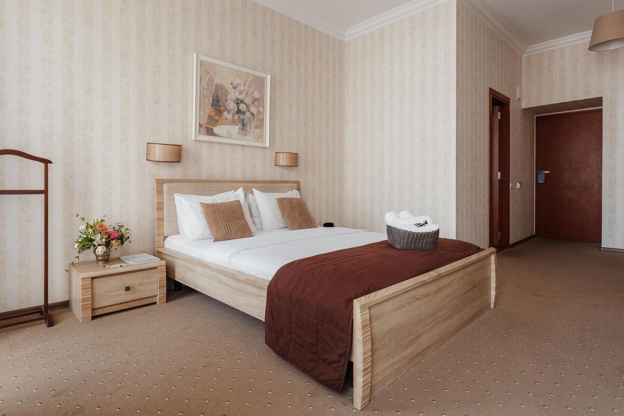 Noname Hotel Odessa Exterior photo